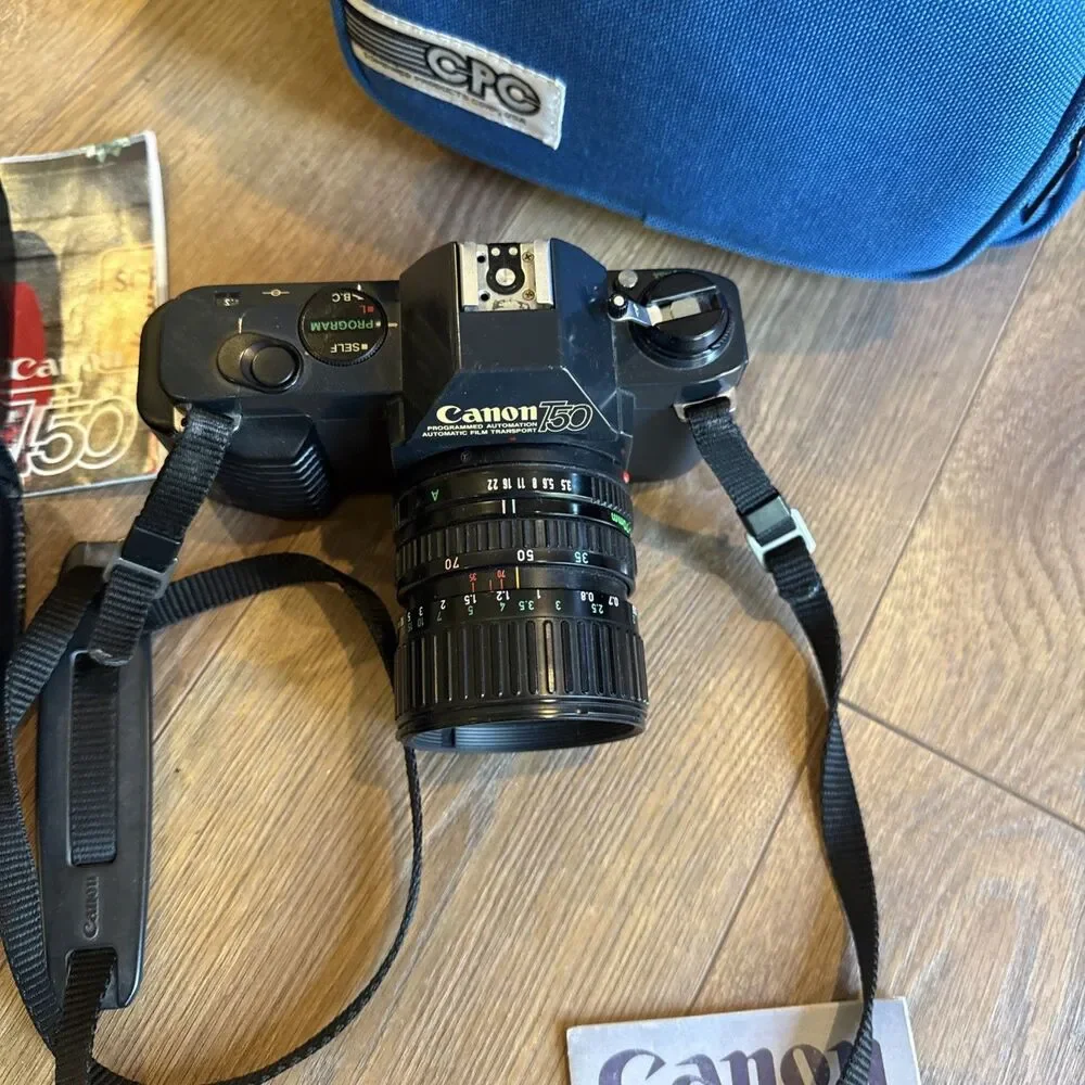 CANON T50 35mm SLR CAMERA w/ CANON  Lens FD 35-70mm Not Tested